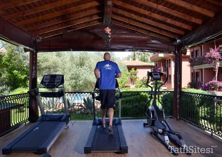 Suncity Hotel & Beach Club